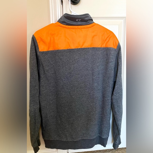 Vineyard Vines On-The-Go Shepshirt (Orange and Grey) Men’s size small! - Picture 2 of 3